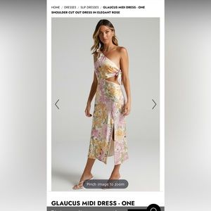 Glaucus midi dress size US 8. Never worn tags still attached.